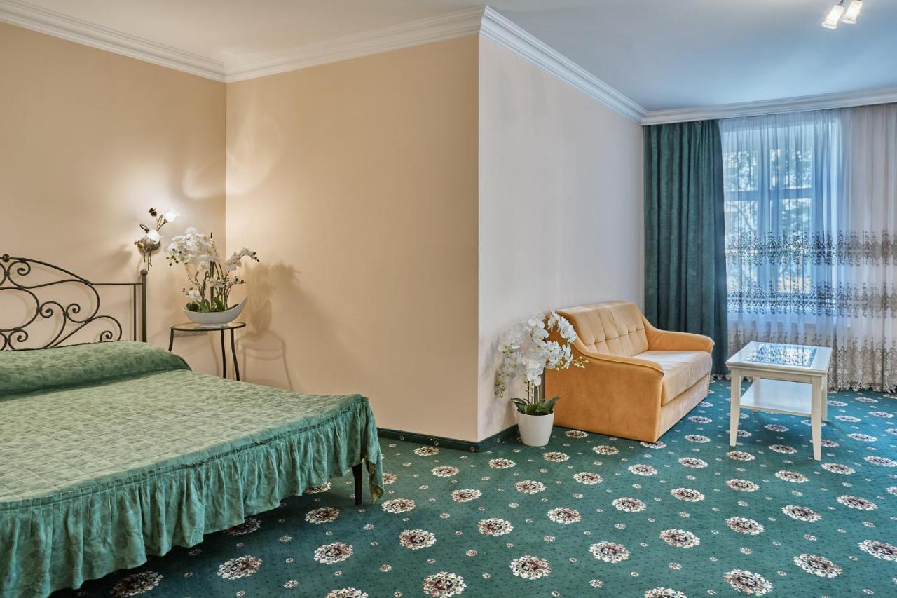 Evergreen Apartments Hotel Karlowe Wary Zewnętrze zdjęcie